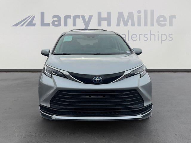 used 2023 Toyota Sienna car, priced at $33,516