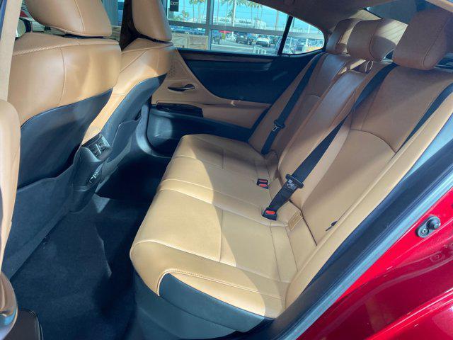 used 2024 Lexus ES 300h car, priced at $39,769