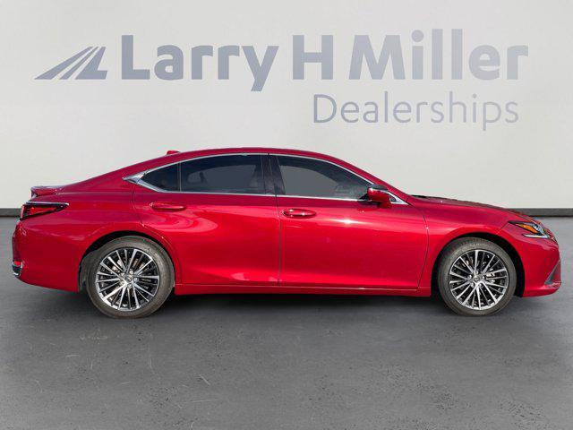 used 2024 Lexus ES 300h car, priced at $39,769