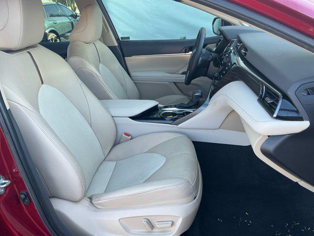 used 2020 Toyota Camry Hybrid car, priced at $23,113