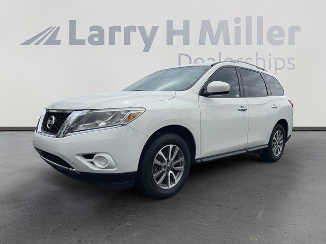 used 2013 Nissan Pathfinder car, priced at $7,887