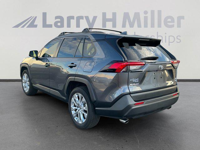 used 2019 Toyota RAV4 car, priced at $23,662