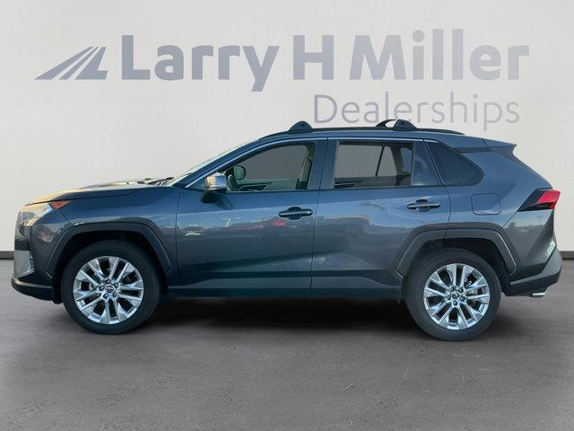used 2019 Toyota RAV4 car, priced at $23,662