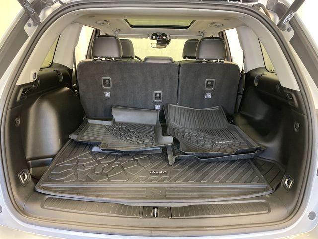 used 2022 Jeep Grand Cherokee car, priced at $28,995