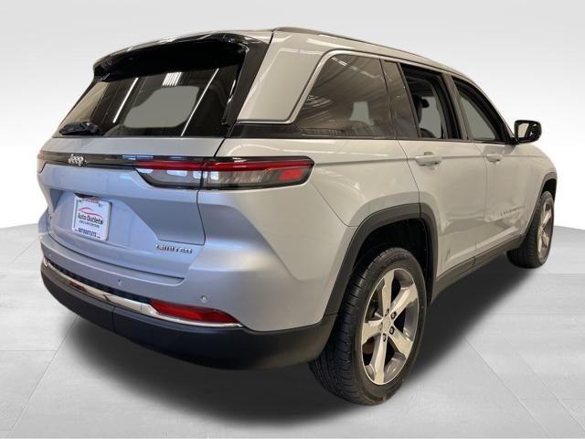 used 2022 Jeep Grand Cherokee car, priced at $28,995