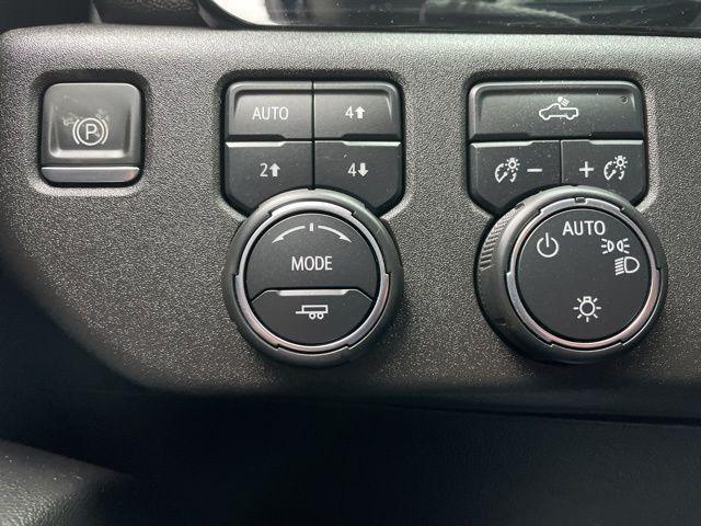 used 2022 Chevrolet Silverado 1500 car, priced at $30,995