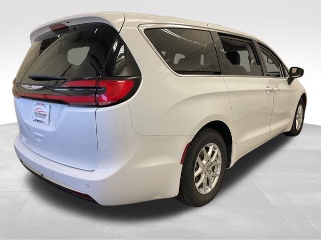 used 2023 Chrysler Pacifica car, priced at $24,995