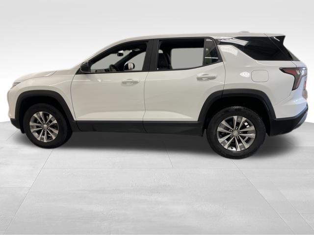 used 2025 Chevrolet Equinox car, priced at $27,395