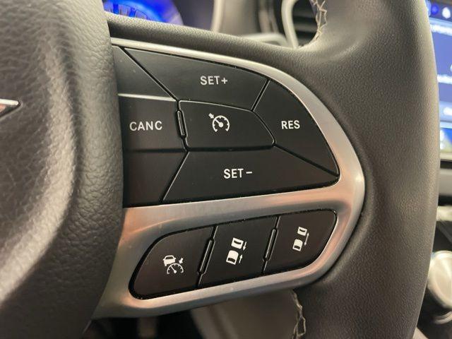 used 2023 Chrysler Pacifica car, priced at $24,995