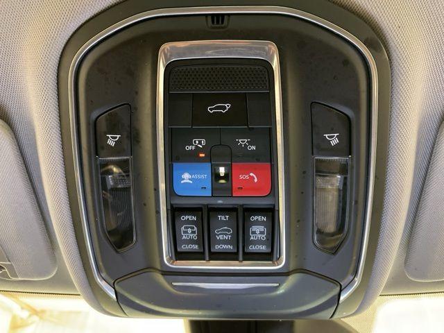 used 2022 Jeep Grand Cherokee car, priced at $26,995