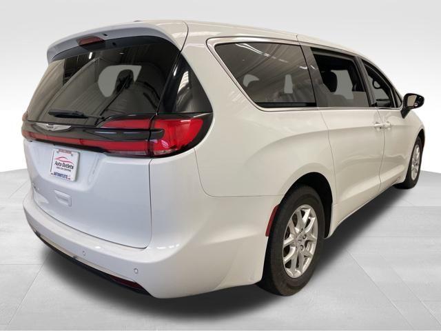 used 2023 Chrysler Pacifica car, priced at $21,395