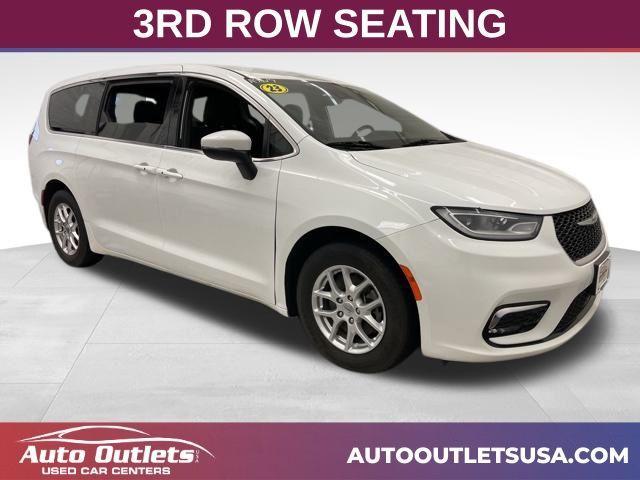 used 2023 Chrysler Pacifica car, priced at $21,395