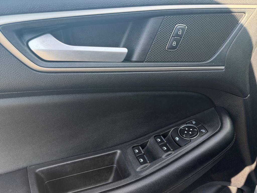 used 2022 Ford Edge car, priced at $20,897