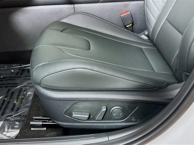 new 2025 Hyundai ELANTRA HEV car, priced at $27,975
