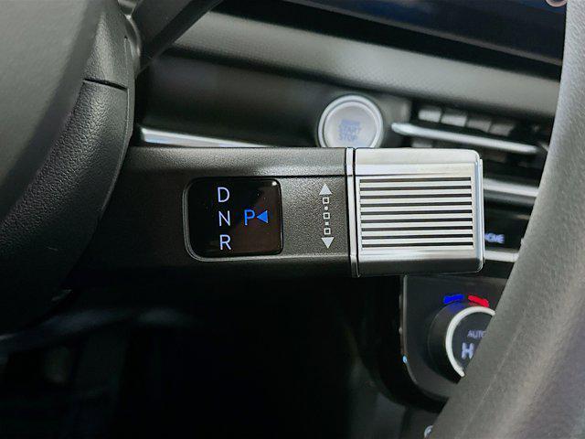 new 2026 Hyundai TUCSON Hybrid car, priced at $33,884