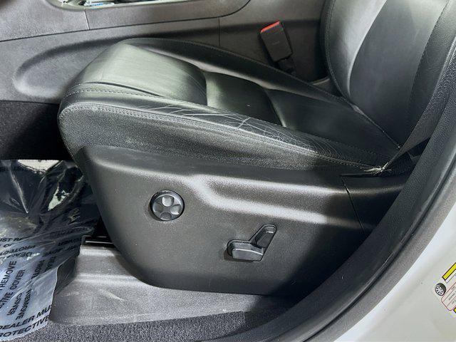 used 2019 Jeep Grand Cherokee car, priced at $18,445