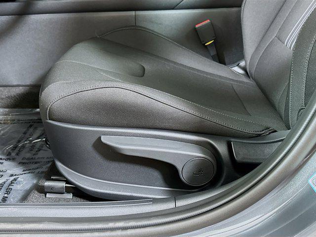 new 2026 Hyundai ELANTRA HEV car, priced at $28,498