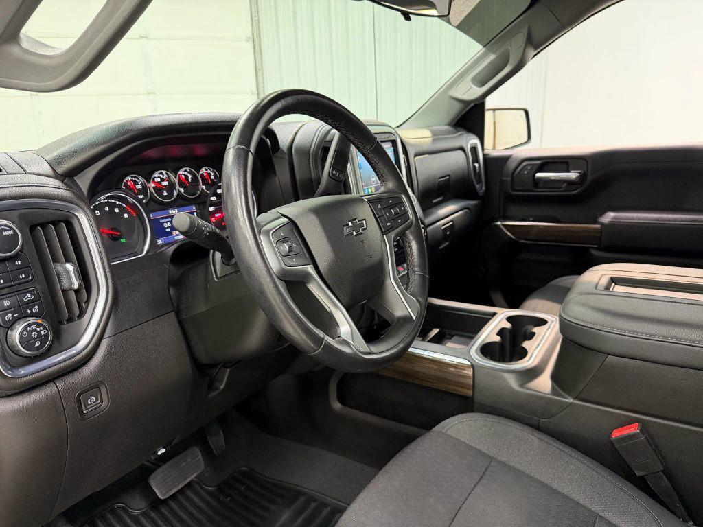 used 2022 Chevrolet Silverado 1500 car, priced at $33,900