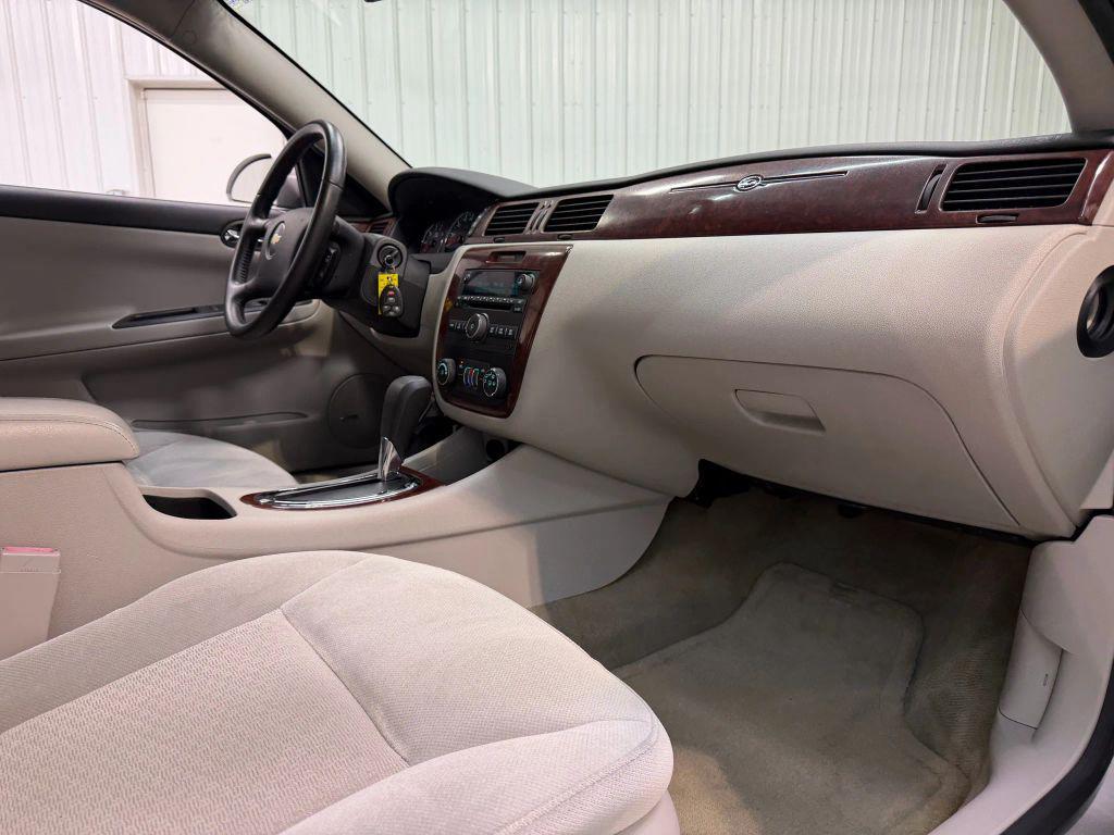 used 2007 Chevrolet Impala car, priced at $10,900