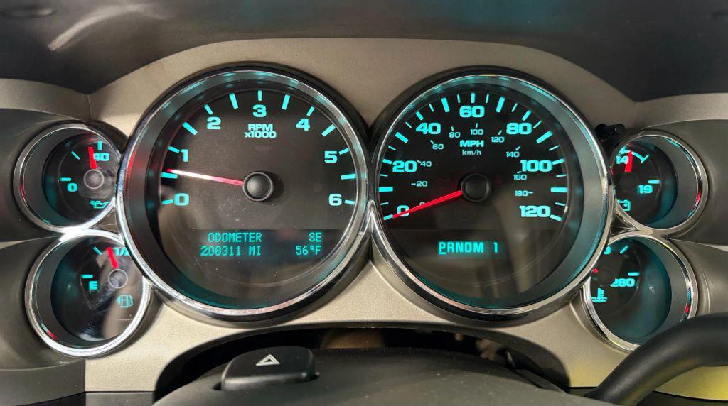 used 2011 Chevrolet Silverado 2500 car, priced at $12,900