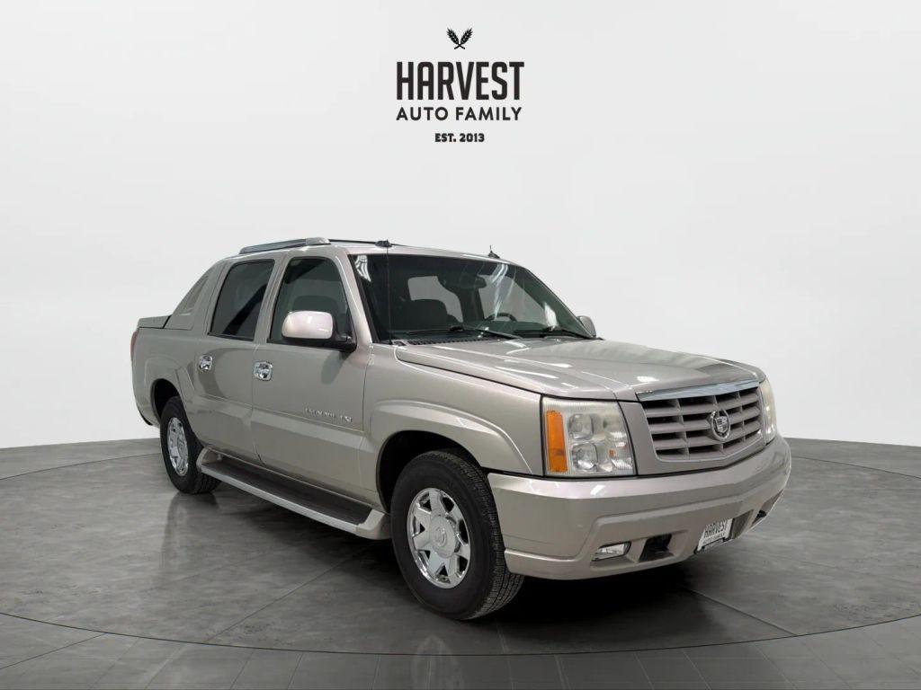 used 2005 Cadillac Escalade EXT car, priced at $14,900