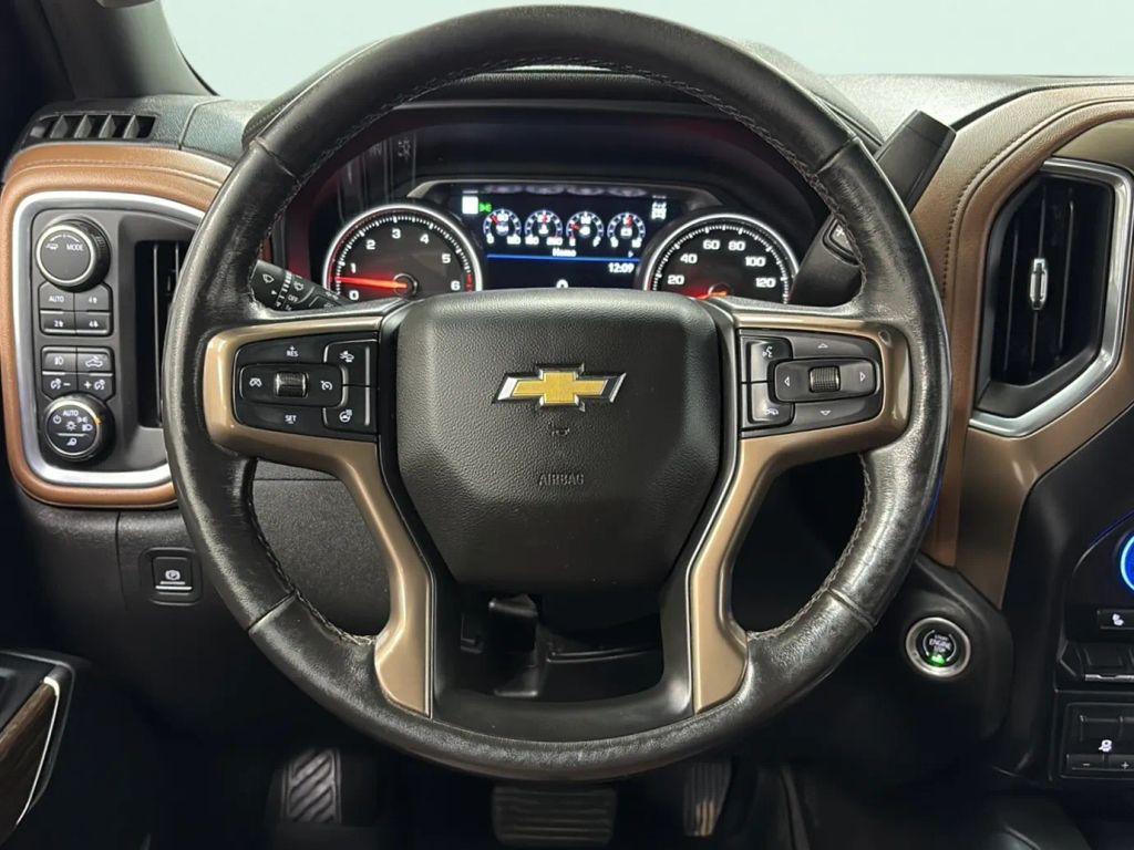 used 2022 Chevrolet Silverado 2500 car, priced at $43,900