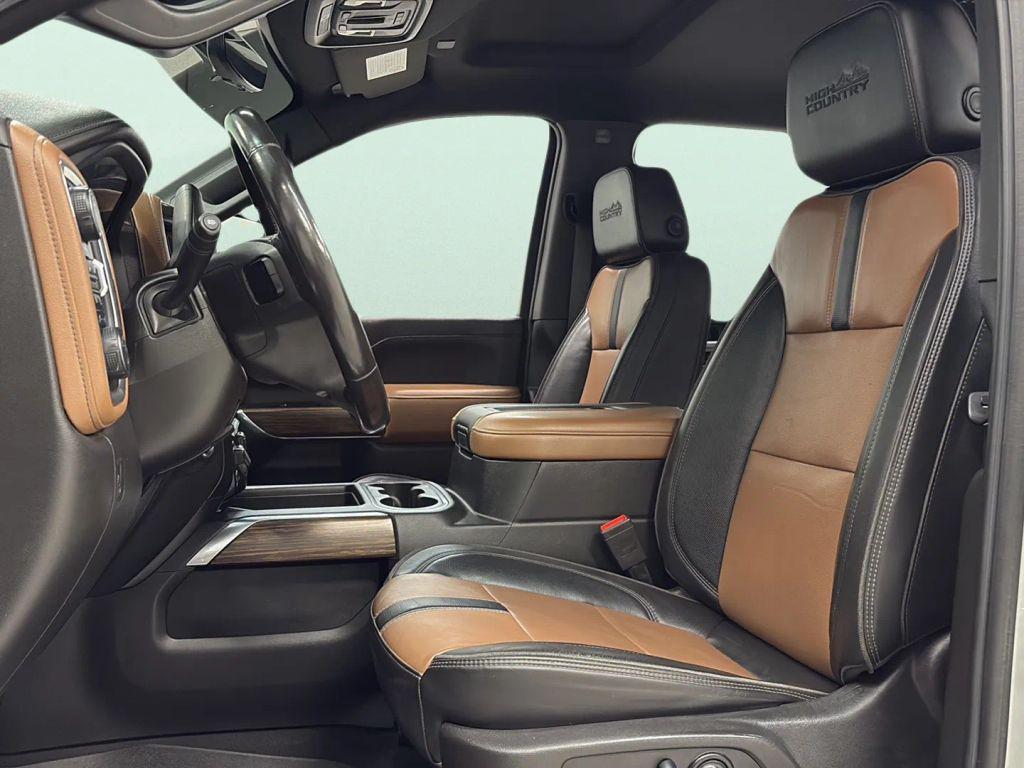 used 2022 Chevrolet Silverado 2500 car, priced at $43,900