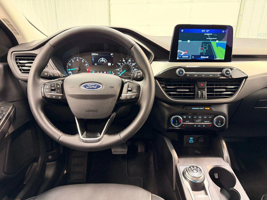 used 2022 Ford Escape car, priced at $20,900