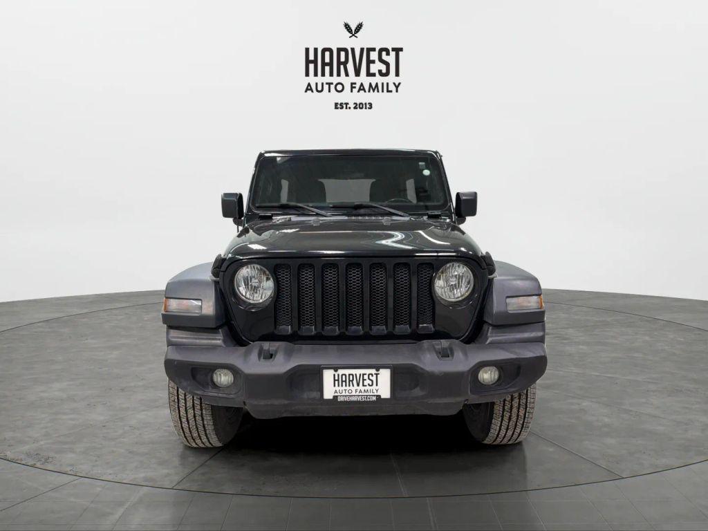 used 2018 Jeep Wrangler Unlimited car, priced at $21,900