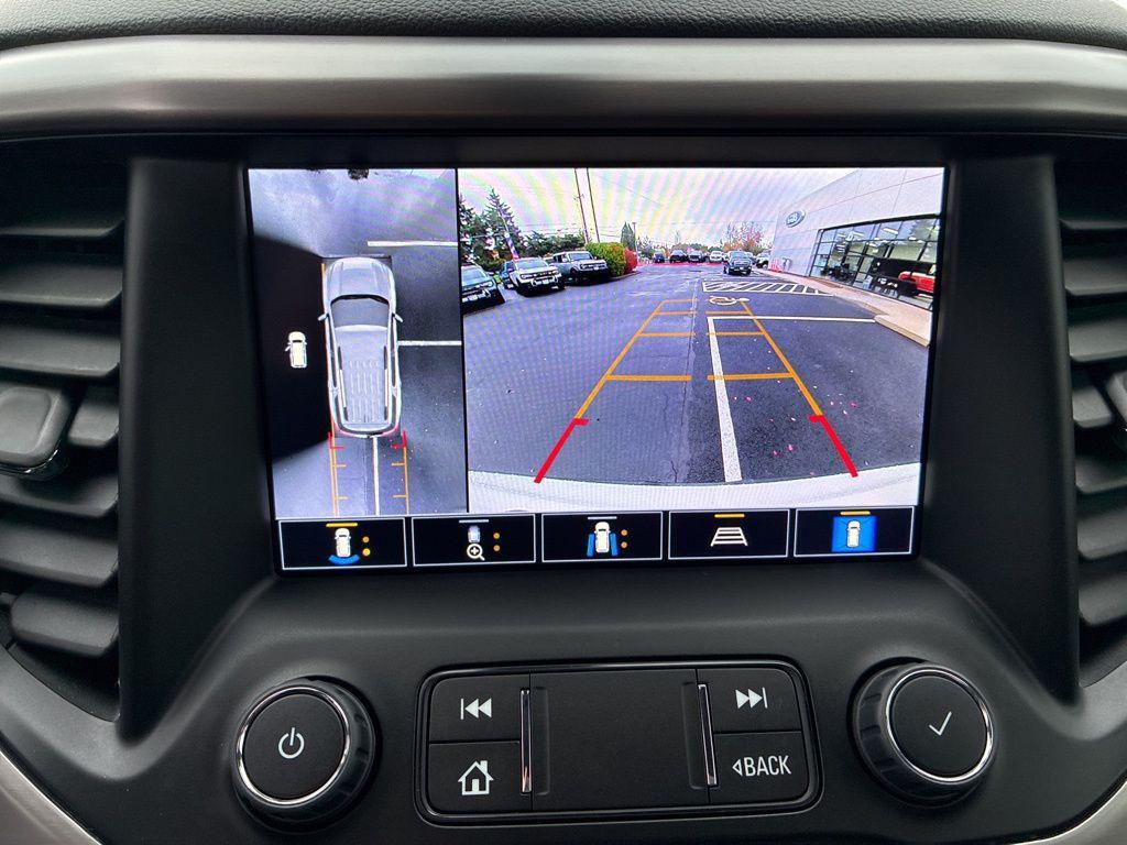 used 2023 GMC Acadia car, priced at $32,998