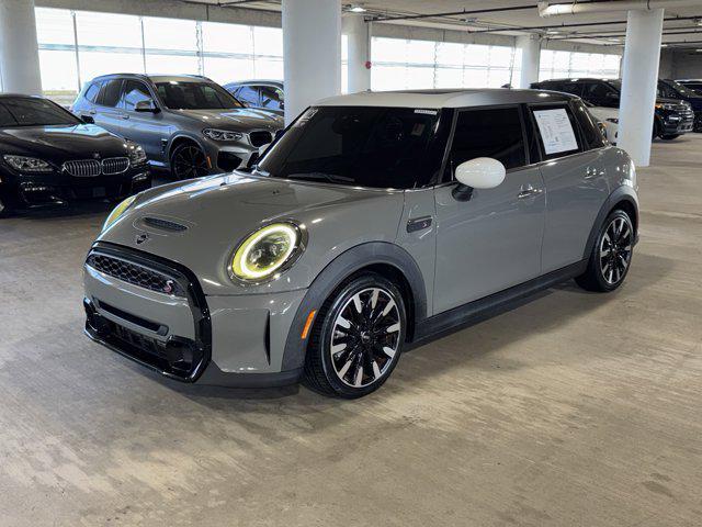 used 2023 MINI Hardtop car, priced at $22,900