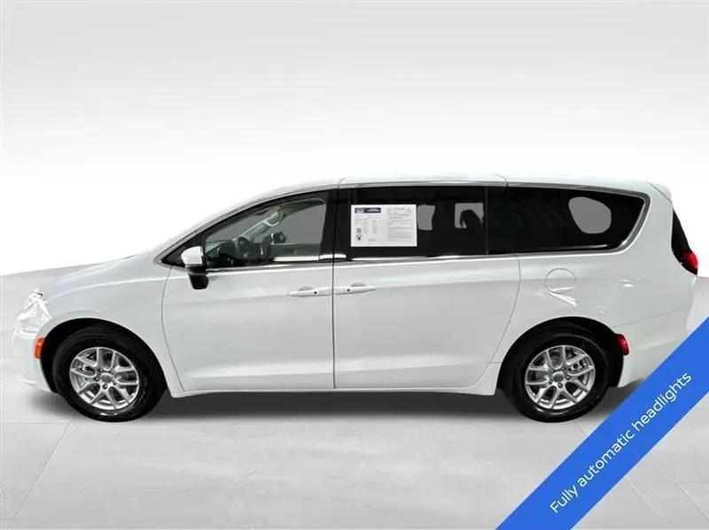 used 2023 Chrysler Pacifica car, priced at $22,555