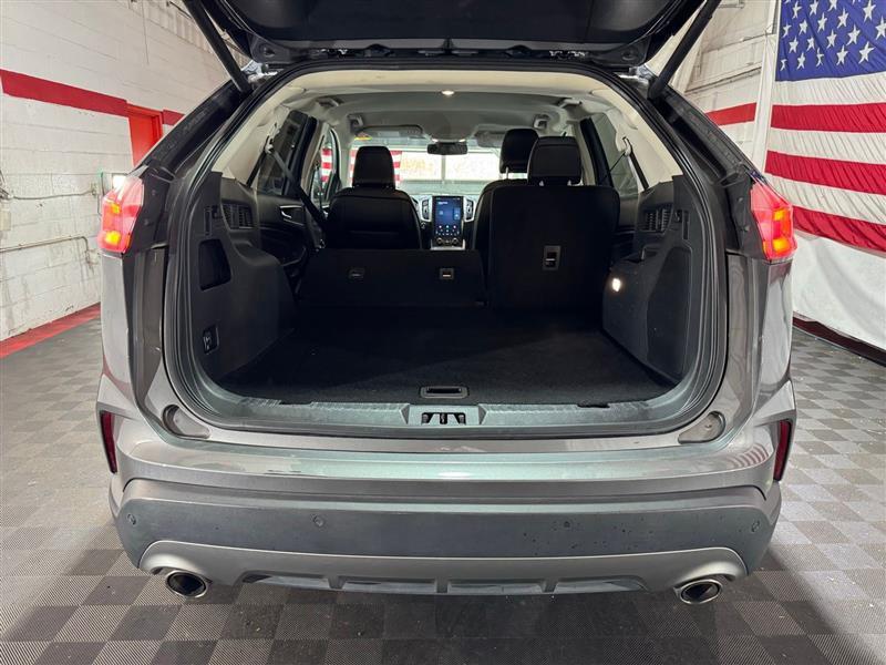 used 2024 Ford Edge car, priced at $23,555