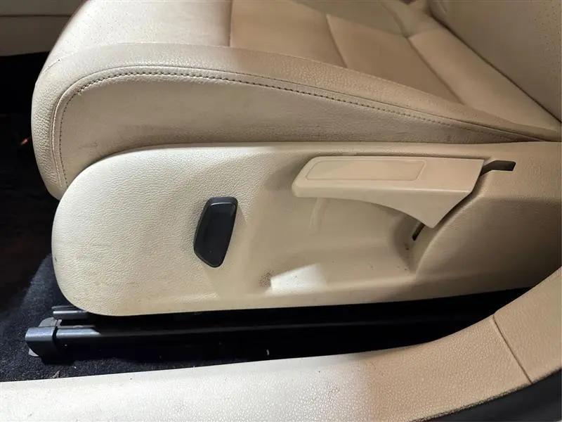used 2013 Volkswagen Jetta SportWagen car, priced at $7,933