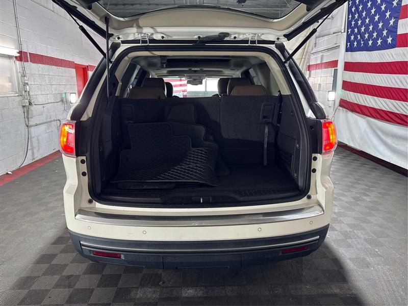 used 2015 GMC Acadia car, priced at $11,977