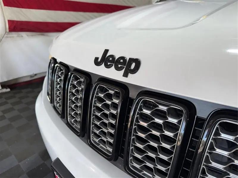 used 2019 Jeep Grand Cherokee car, priced at $17,955