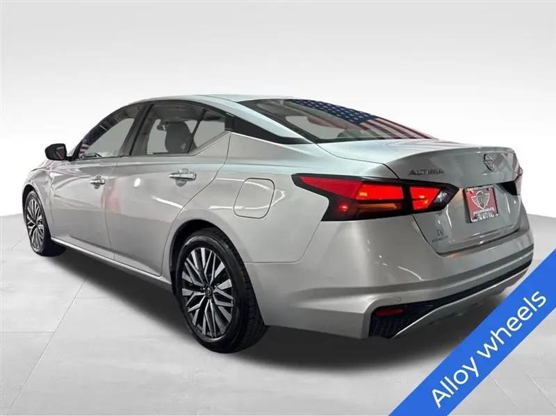 used 2023 Nissan Altima car, priced at $17,955