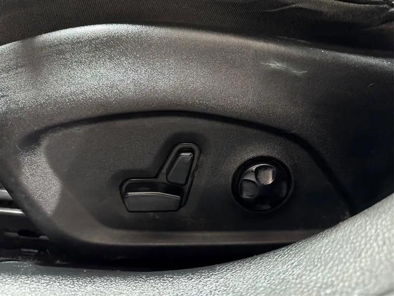 used 2018 Jeep Compass car, priced at $13,777