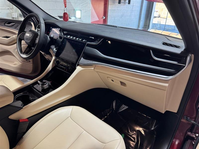 used 2023 Jeep Grand Cherokee 4xe car, priced at $25,977