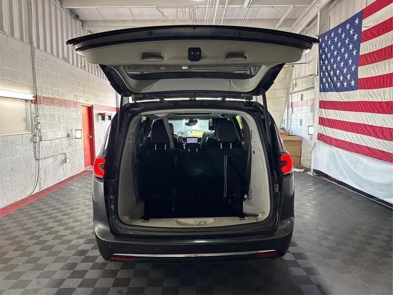used 2022 Chrysler Pacifica Hybrid car, priced at $17,467