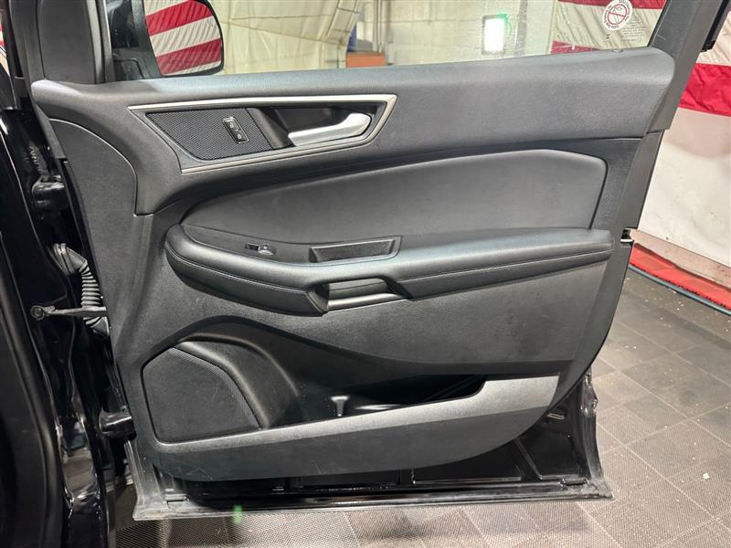 used 2024 Ford Edge car, priced at $20,977