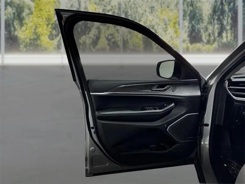 used 2024 Jeep Grand Cherokee 4xe car, priced at $26,995