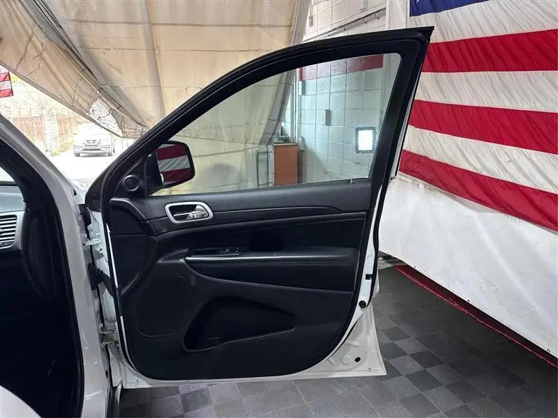 used 2020 Jeep Grand Cherokee car, priced at $16,955