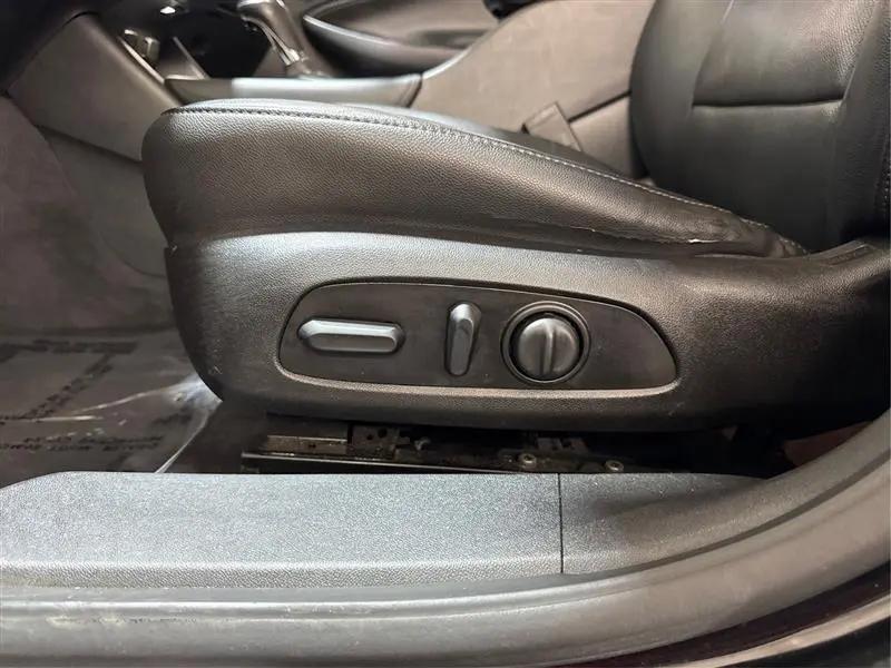 used 2018 Chevrolet Malibu car, priced at $15,067