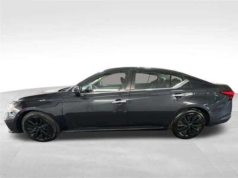 used 2021 Nissan Altima car, priced at $15,555