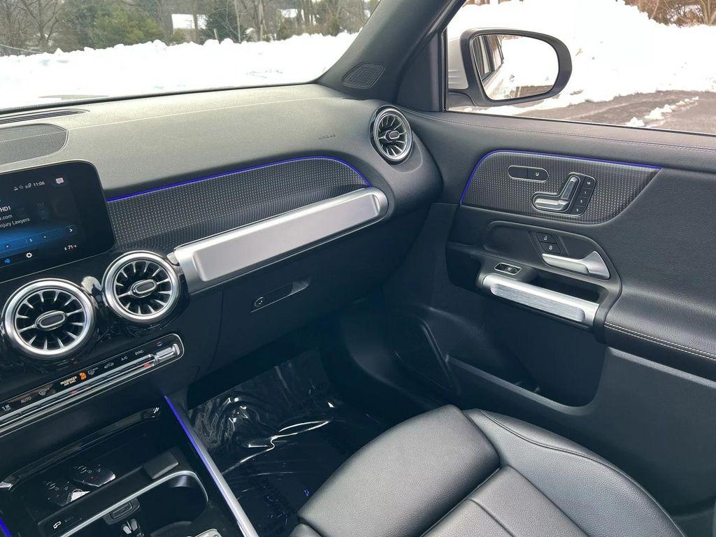 used 2022 Mercedes-Benz GLB 250 car, priced at $32,950