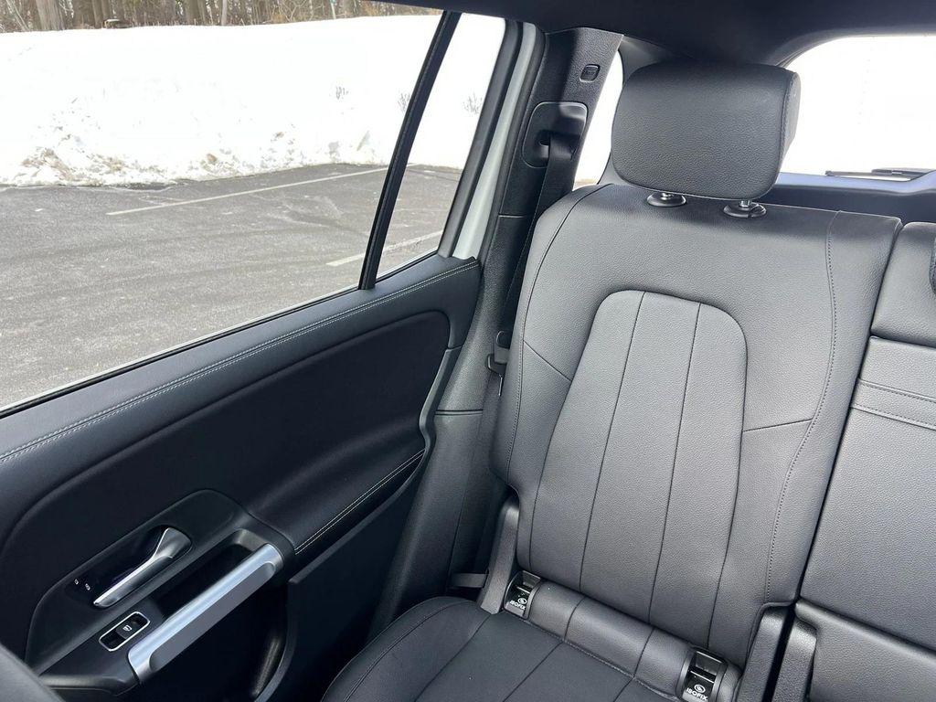 used 2022 Mercedes-Benz GLB 250 car, priced at $32,950