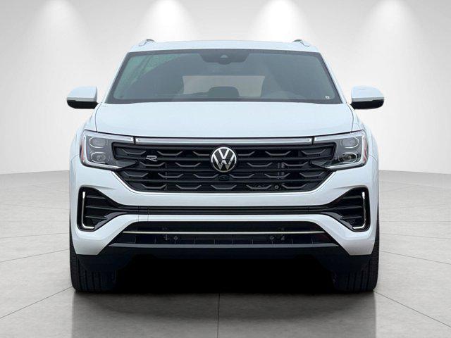 new 2026 Volkswagen Atlas Cross Sport car, priced at $56,751