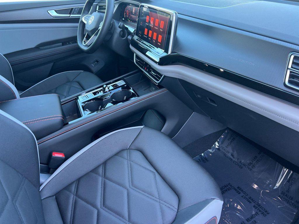 new 2026 Volkswagen Atlas car, priced at $43,739