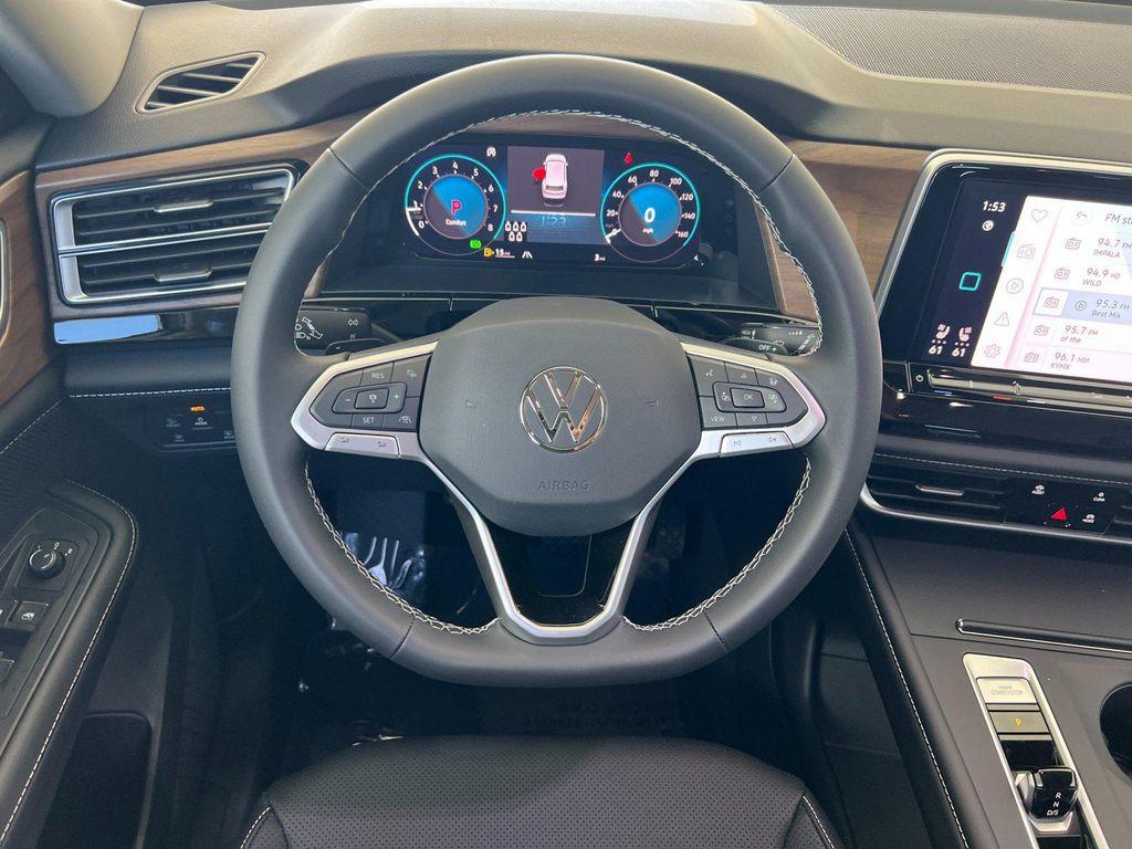 new 2026 Volkswagen Atlas car, priced at $37,201